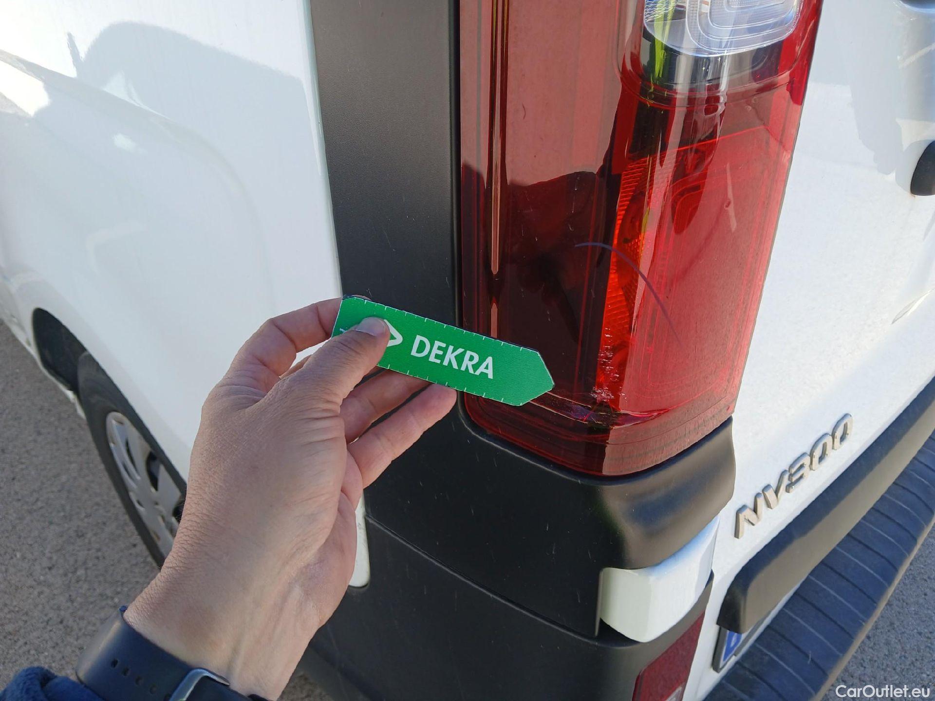  Nissan  NV300 NISSAN  / 2021 / 4P / monovolumen Combi 9 2.0dCi 110kW L1H1 1T Comfort #17