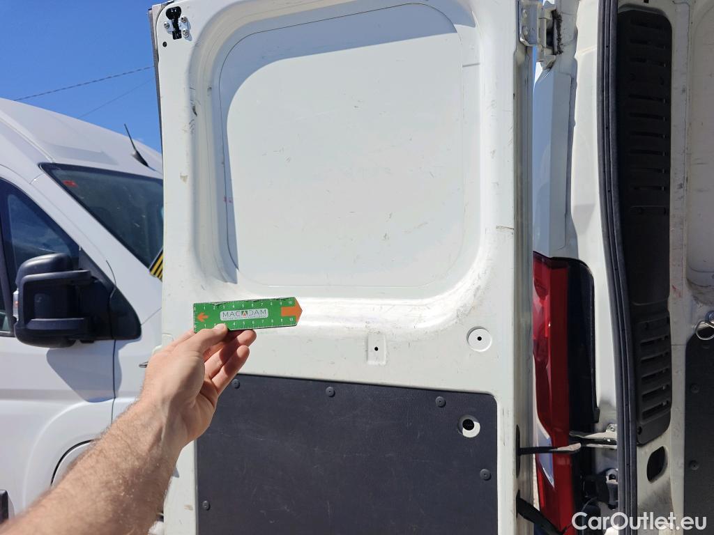  Peugeot  Boxer PEUGEOT  / 2014 / 4P / furgón Pack 330 L1 H1 BHDI 103kW (140CV) S&S #29