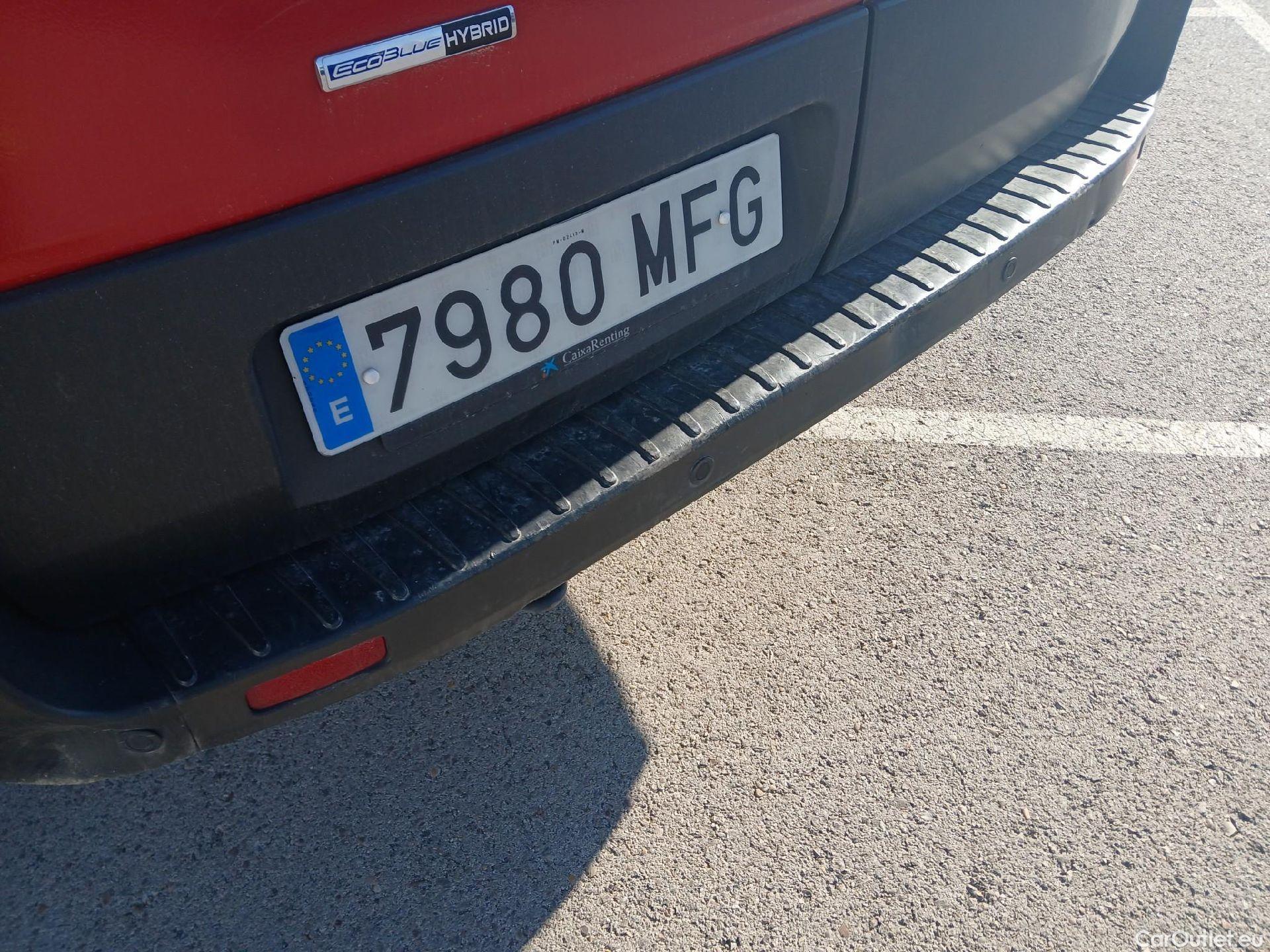  Ford  Transit FORD  / 2013 / 4P / furgón 350 96kW L3H2 Van Trend FWD MHEV #30