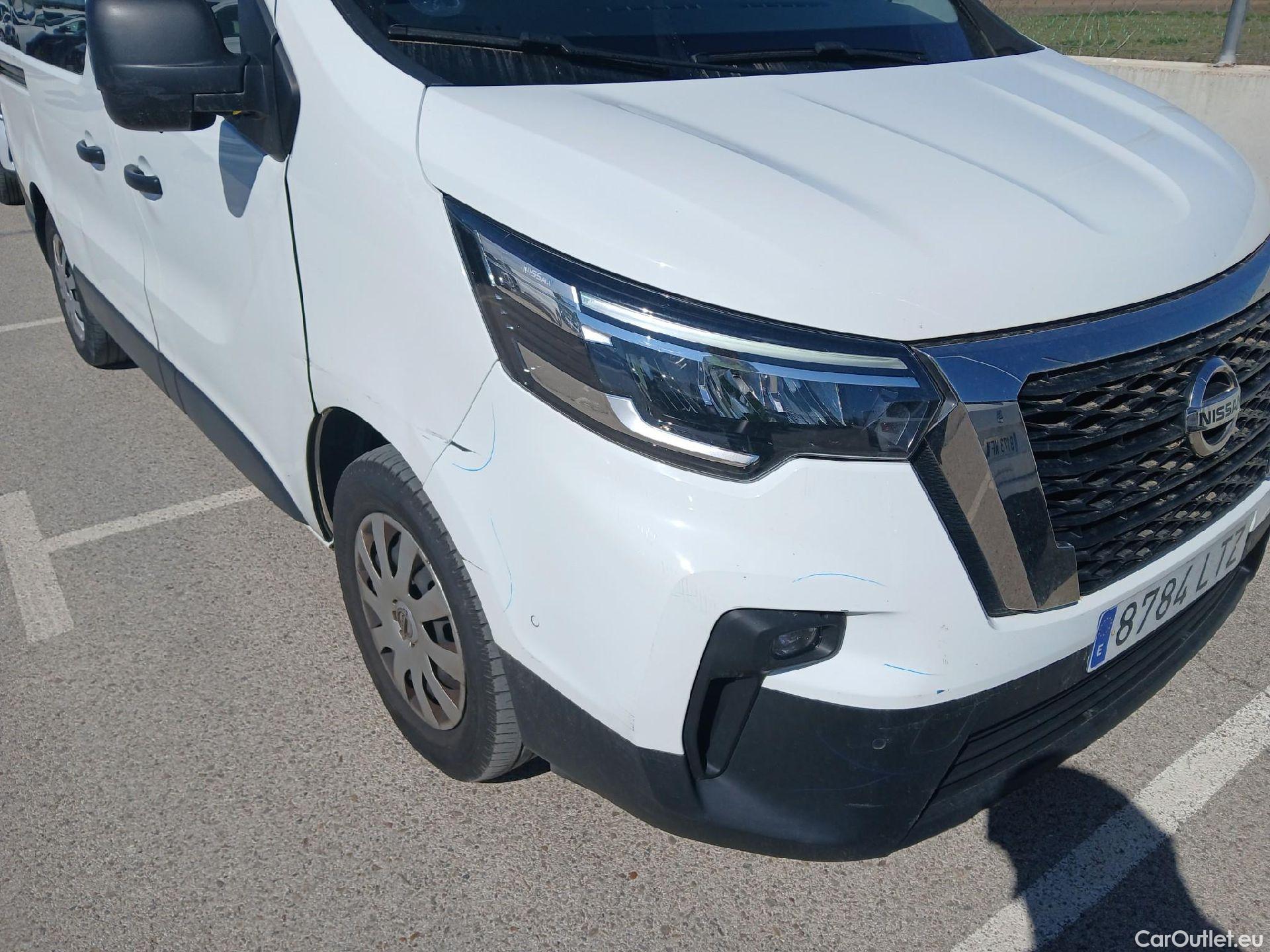  Nissan  NV300 NISSAN  / 2021 / 4P / monovolumen Combi 9 2.0dCi 110kW L1H1 1T Comfort #2