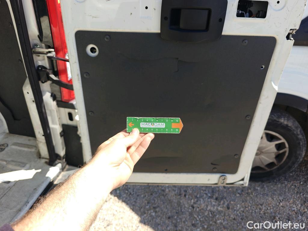  Peugeot  Boxer PEUGEOT  / 2014 / 4P / furgón Pack 330 L1 H1 BHDI 103kW (140CV) S&S #35