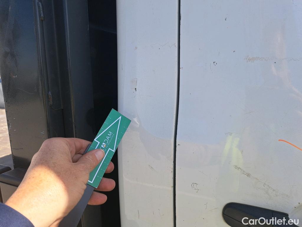  Ford  Transit FORD  / 2013 / 2P / chasis cabina 350 96kW L4 Trend Propulsión Trasera #45