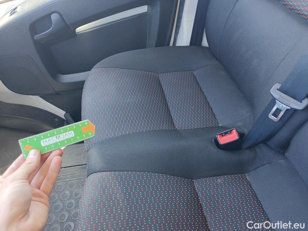  Peugeot  Boxer PEUGEOT  / 2014 / 4P / furgón Pack 330 L1 H1 BHDI 103kW (140CV) S&S #69