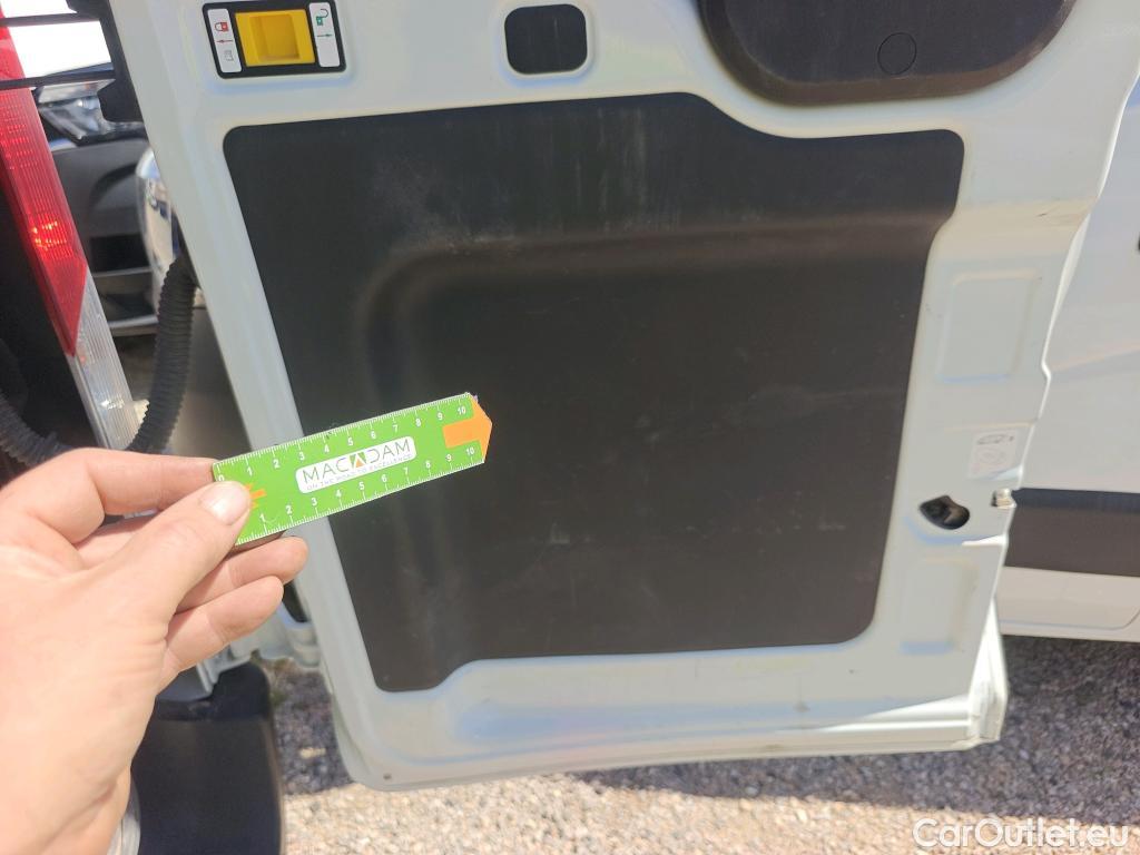  Ford  Transit  Combi 350 L2 Trend 2.0 TDCi 130CV #Opcionales 760€# #32