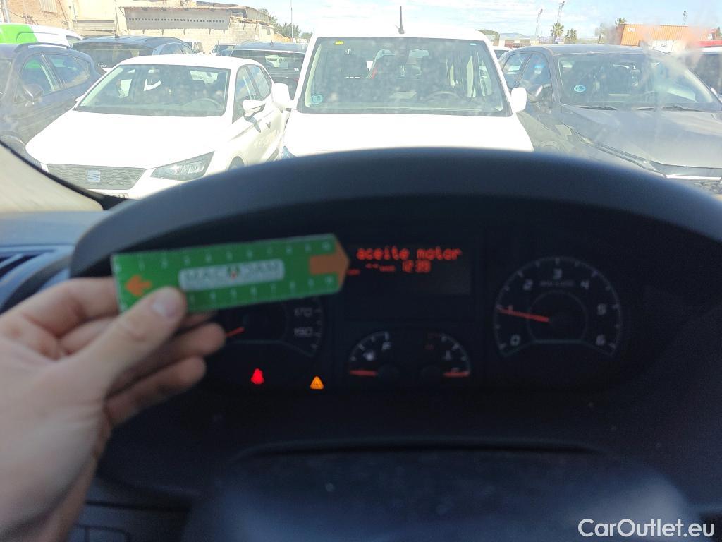  Peugeot  Boxer PEUGEOT  / 2014 / 4P / furgón Pack 330 L1 H1 BHDI 103kW (140CV) S&S #84