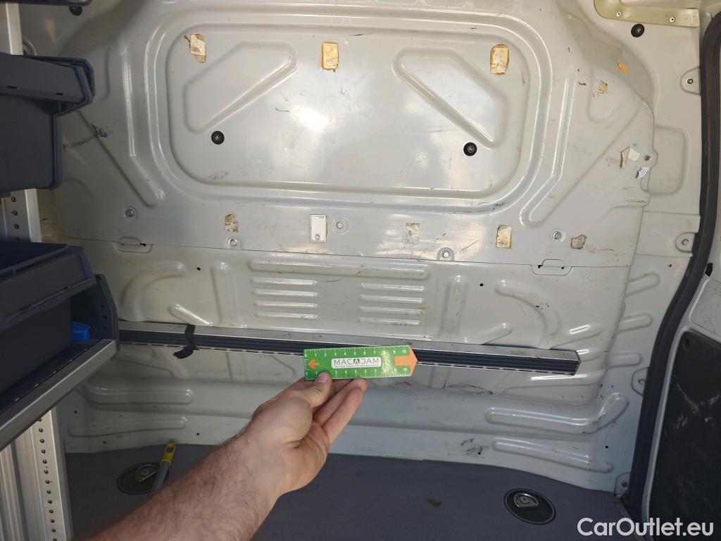  Fiat  Fiorino FIAT  / 2016 / 3P / furgón derivado de turismo Cargo Base 1.3 Mjet 59kW (80CV) E6 #14