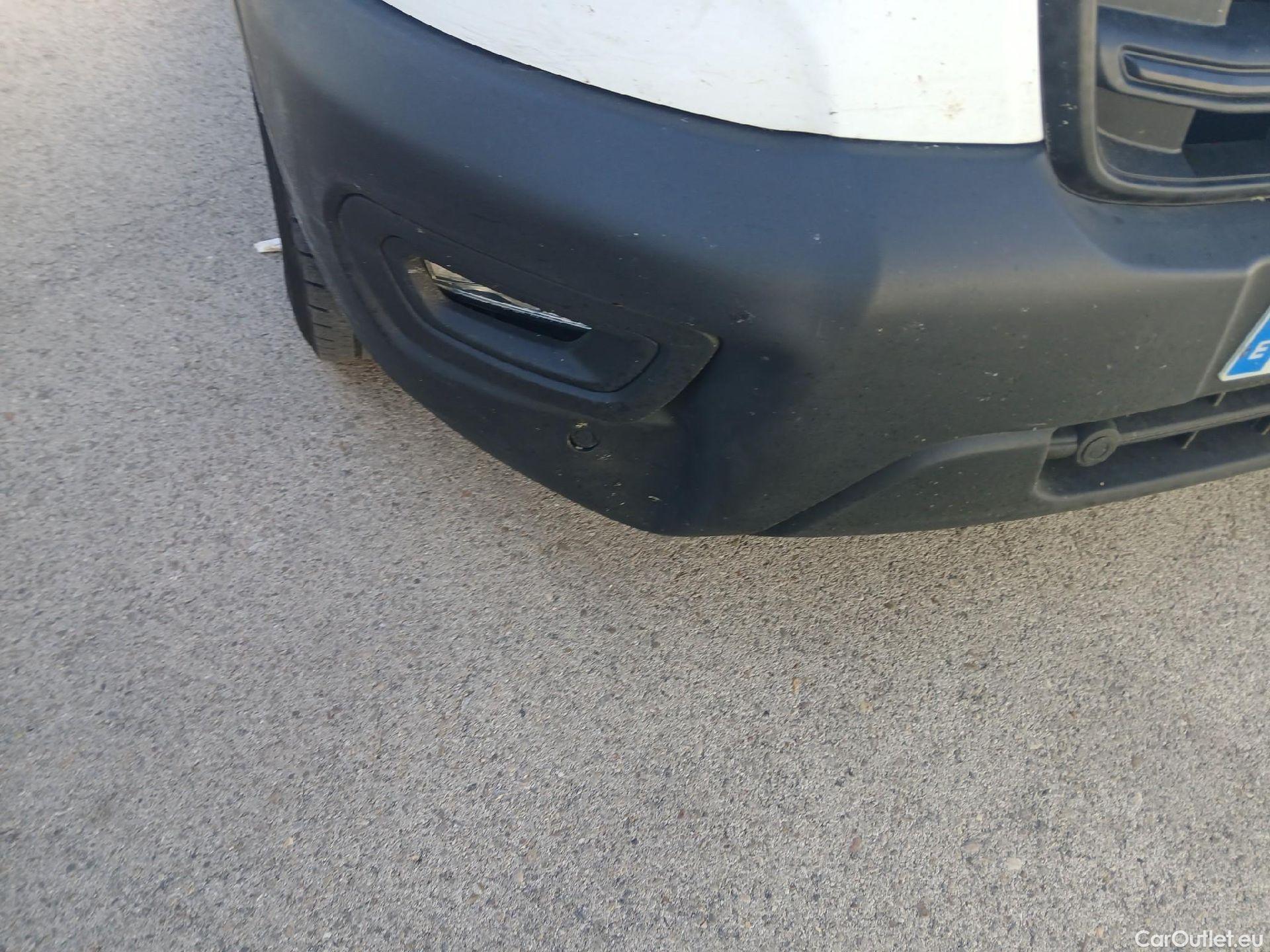  Ford  Transit FORD  / 2013 / 4P / furgón 350 96kW L3H2 Van Trend FWD MHEV #15