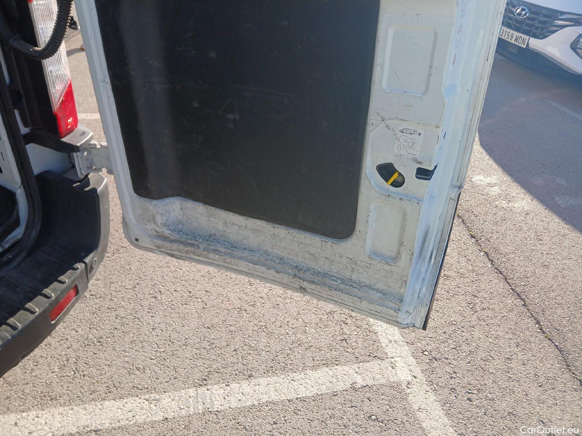  Ford  Transit FORD  / 2013 / 4P / furgón 350 96kW L3H2 Van Trend FWD MHEV #6