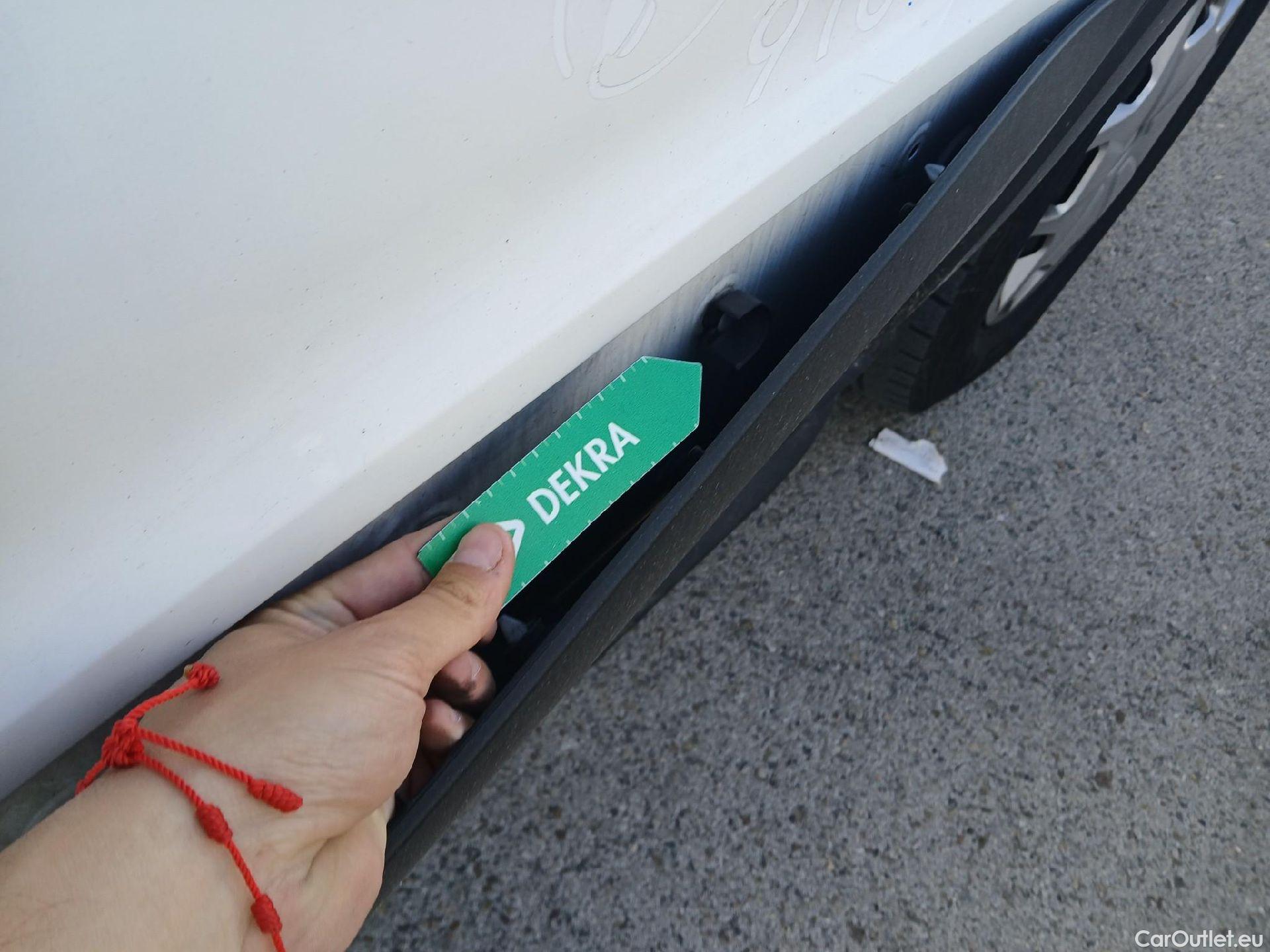  Ford  Transit FORD  / 2013 / 4P / furgón 350 96kW L3H2 Van Trend FWD MHEV #50