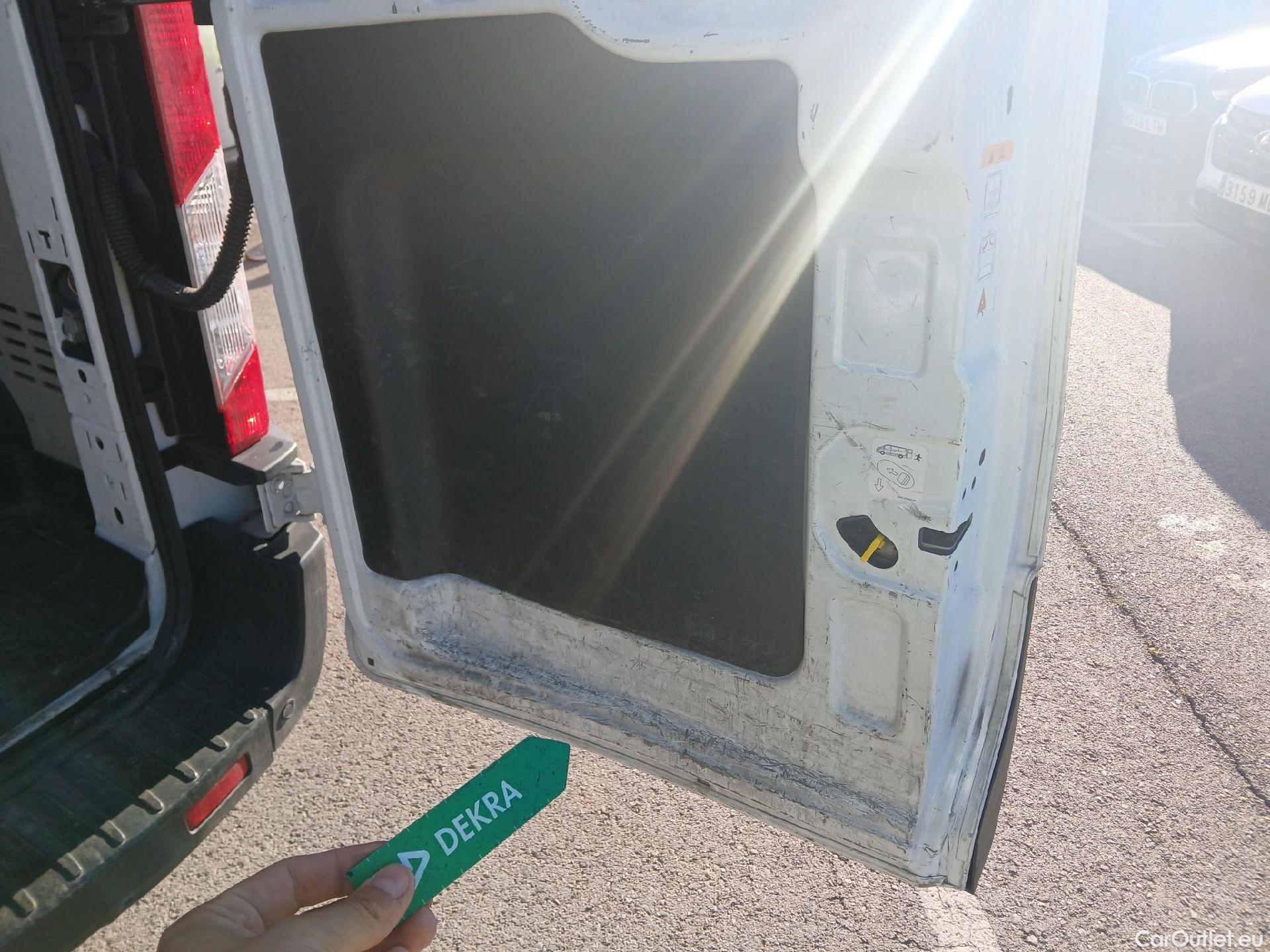  Ford  Transit FORD  / 2013 / 4P / furgón 350 96kW L3H2 Van Trend FWD MHEV #7