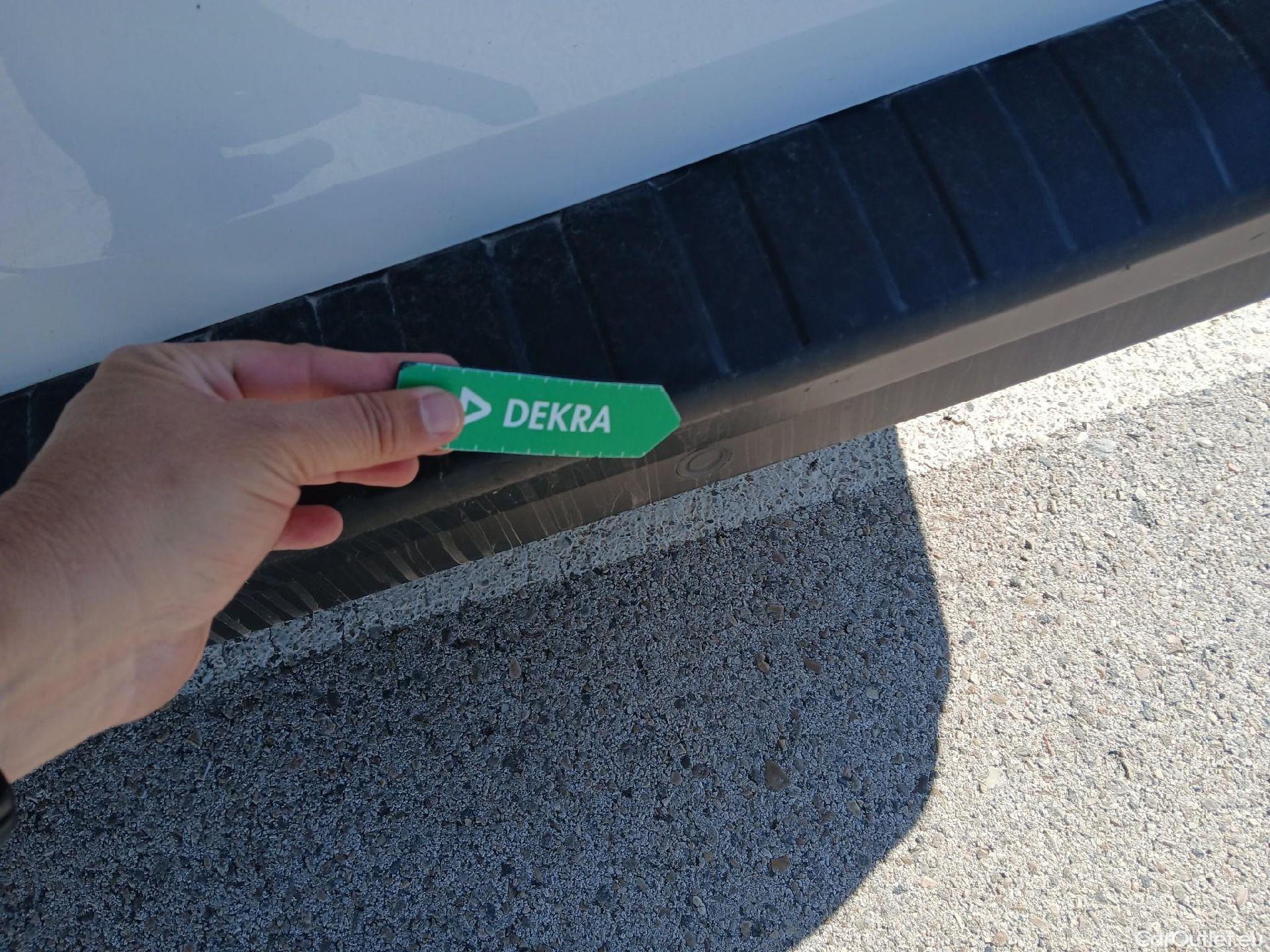  Nissan  NV300 NISSAN  / 2021 / 4P / monovolumen Combi 9 2.0dCi 110kW L1H1 1T Comfort #15