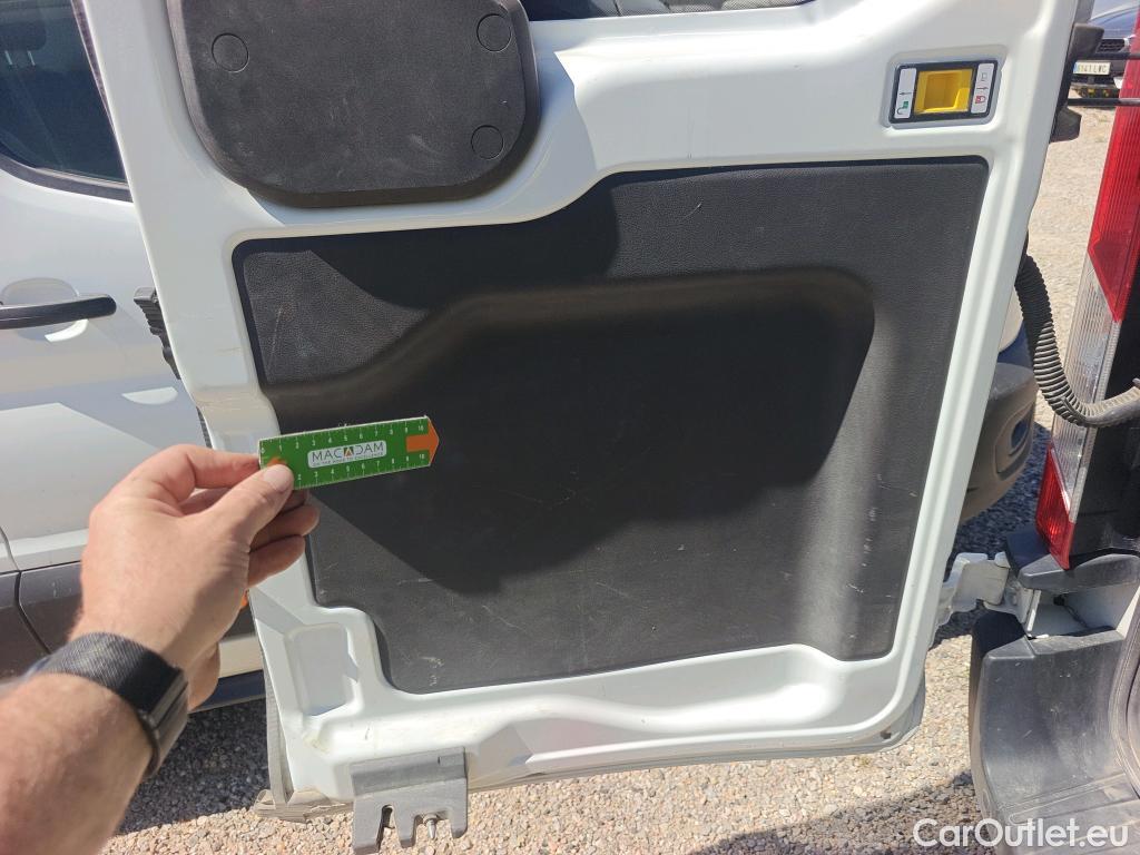  Ford  Transit  Combi 350 L2 Trend 2.0 TDCi 130CV #Opcionales 760€# #33