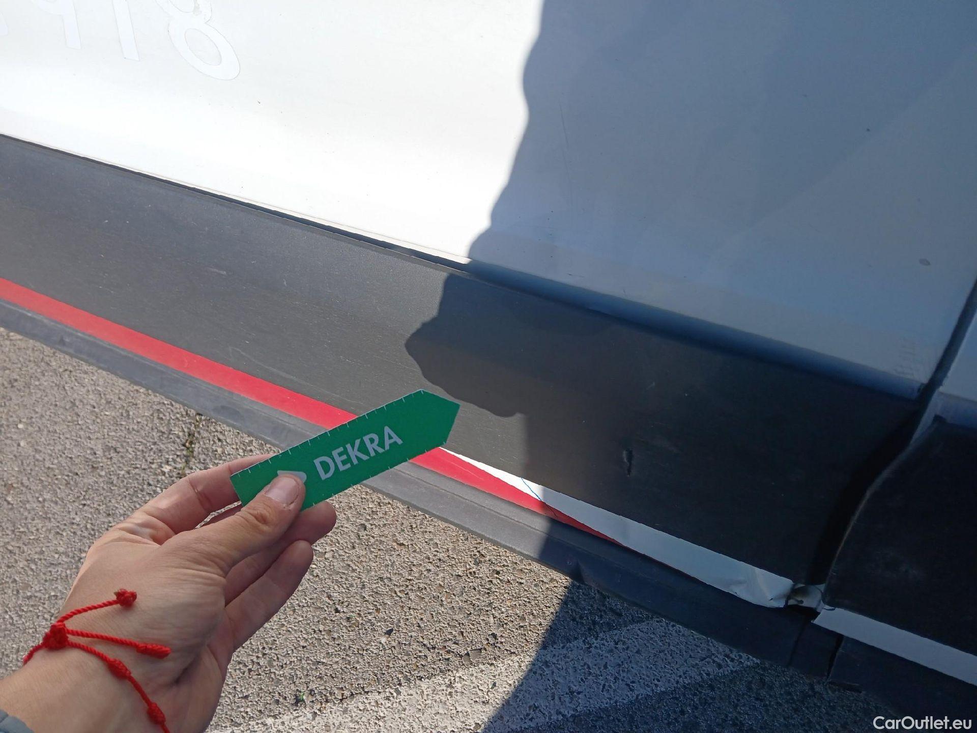  Ford  Transit FORD  / 2013 / 4P / furgón 350 96kW L3H2 Van Trend FWD MHEV #44