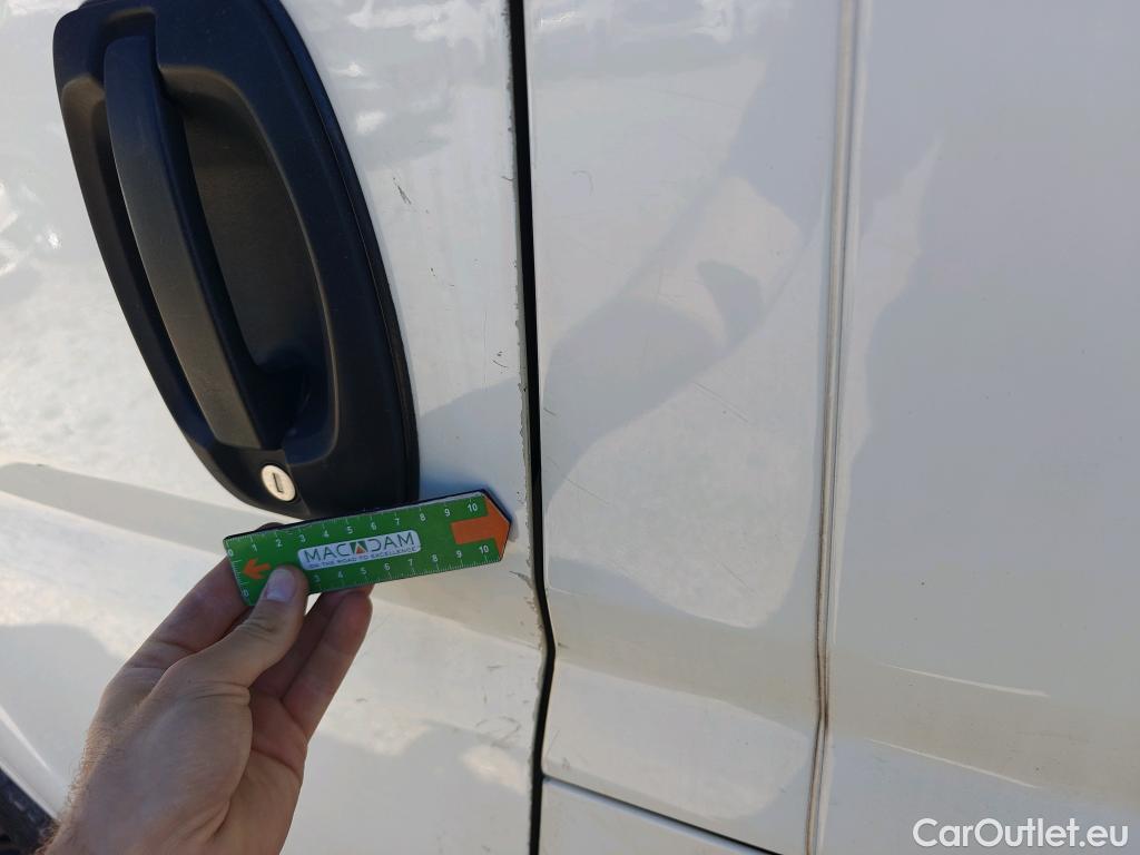  Peugeot  Boxer PEUGEOT  / 2014 / 4P / furgón Pack 330 L1 H1 BHDI 103kW (140CV) S&S #54