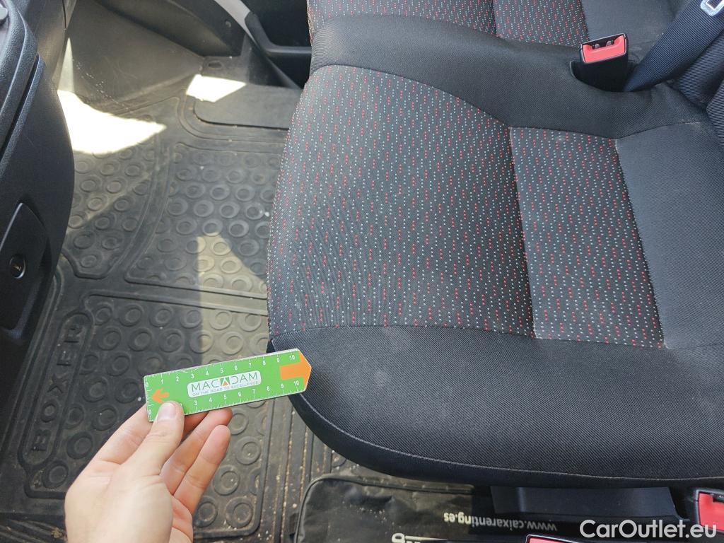  Peugeot  Boxer PEUGEOT  / 2014 / 4P / furgón Pack 330 L1 H1 BHDI 103kW (140CV) S&S #68