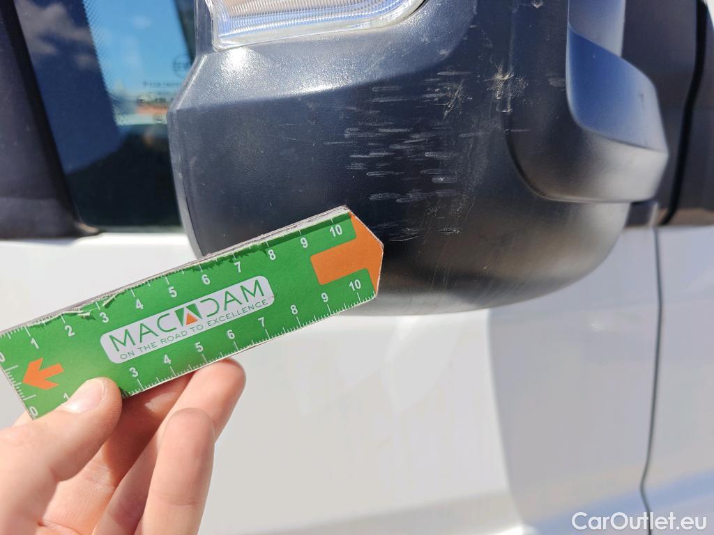  Peugeot  Boxer PEUGEOT  / 2014 / 4P / furgón Pack 330 L1 H1 BHDI 103kW (140CV) S&S #98