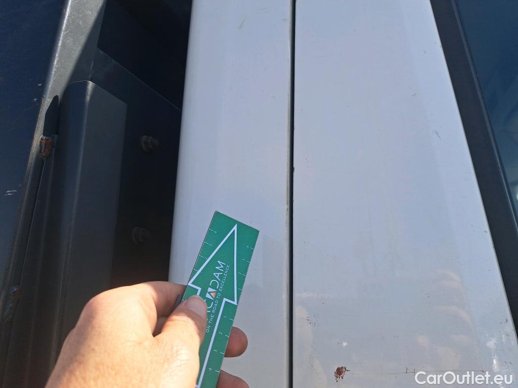  Ford  Transit FORD  / 2013 / 2P / chasis cabina 350 96kW L4 Trend Propulsión Trasera #46