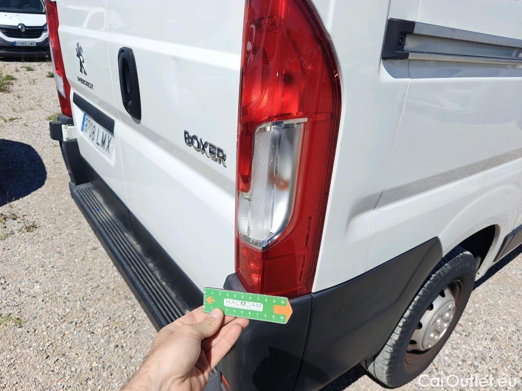  Peugeot  Boxer PEUGEOT  / 2014 / 4P / furgón Pack 330 L1 H1 BHDI 103kW (140CV) S&S #86