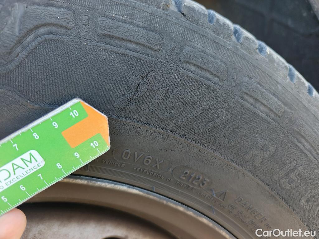  Peugeot  Boxer PEUGEOT  / 2014 / 4P / furgón Pack 330 L1 H1 BHDI 103kW (140CV) S&S #59