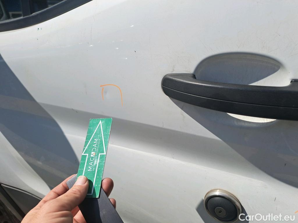  Ford  Transit FORD  / 2013 / 2P / chasis cabina 350 96kW L4 Trend Propulsión Trasera #17