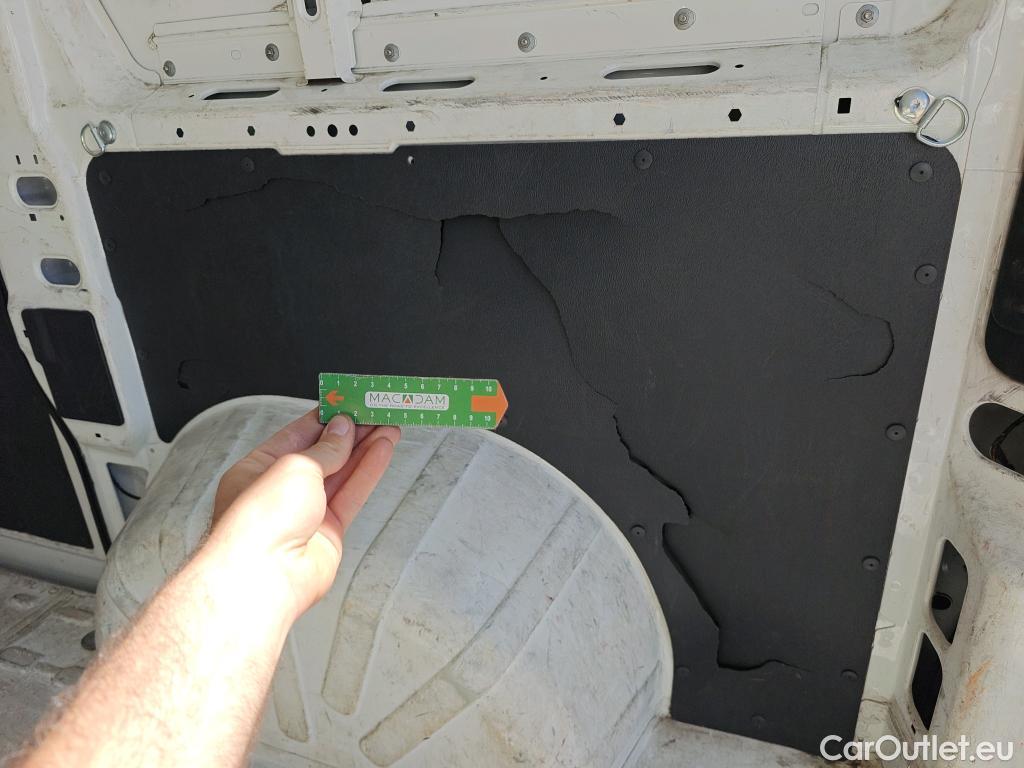  Peugeot  Boxer PEUGEOT  / 2014 / 4P / furgón Pack 330 L1 H1 BHDI 103kW (140CV) S&S #4