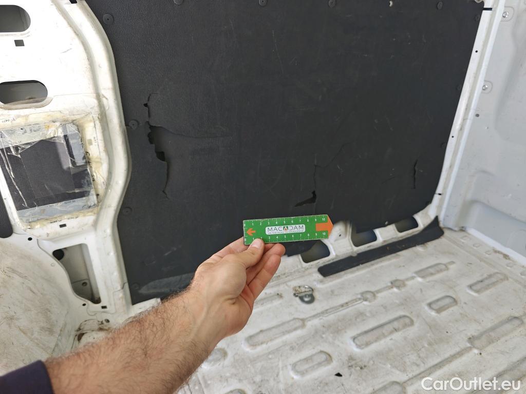  Peugeot  Boxer PEUGEOT  / 2014 / 4P / furgón Pack 330 L1 H1 BHDI 103kW (140CV) S&S #18