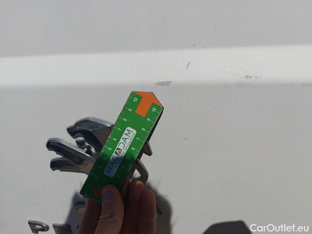  Peugeot  Boxer PEUGEOT  / 2014 / 4P / furgón Pack 330 L1 H1 BHDI 103kW (140CV) S&S #42