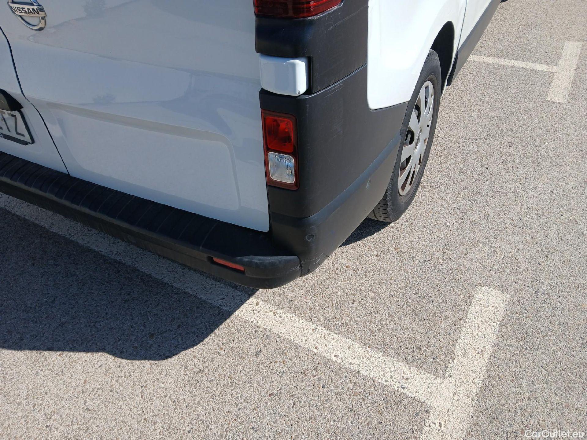  Nissan  NV300 NISSAN  / 2021 / 4P / monovolumen Combi 9 2.0dCi 110kW L1H1 1T Comfort #20