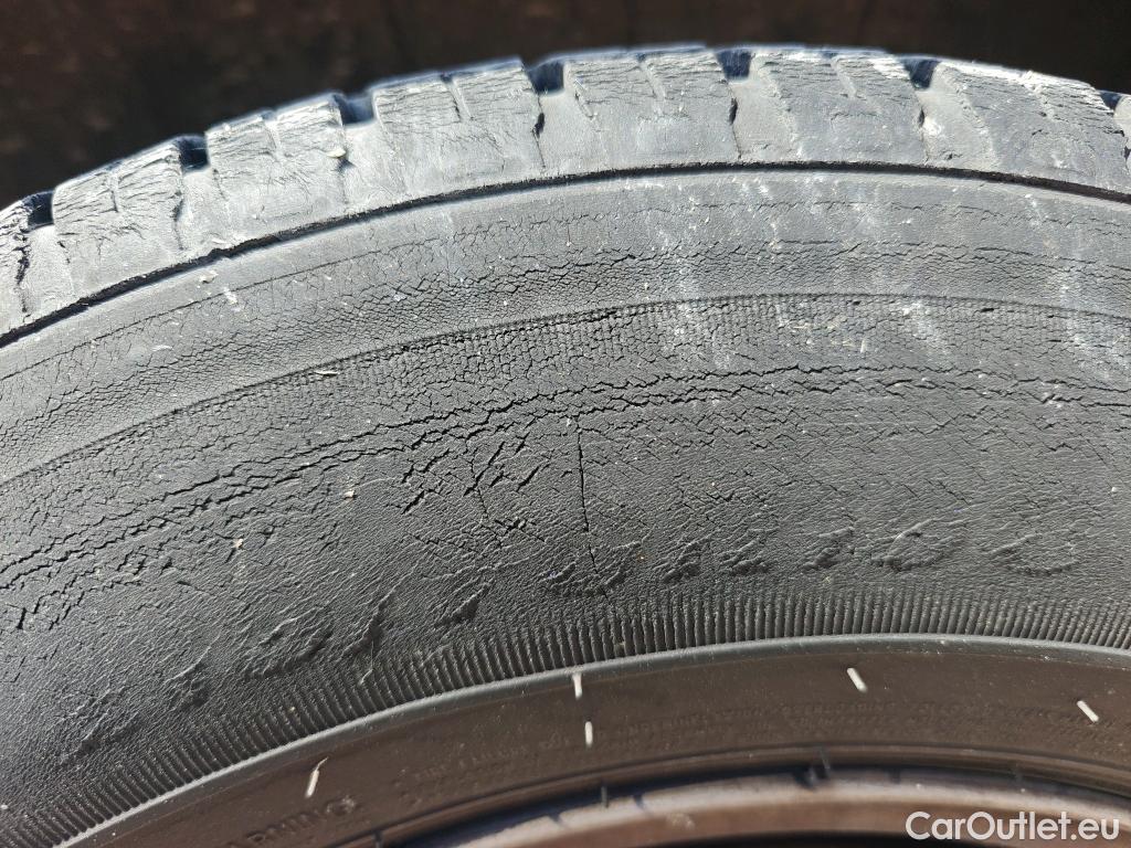  Peugeot  Boxer PEUGEOT  / 2014 / 4P / furgón Pack 330 L1 H1 BHDI 103kW (140CV) S&S #63