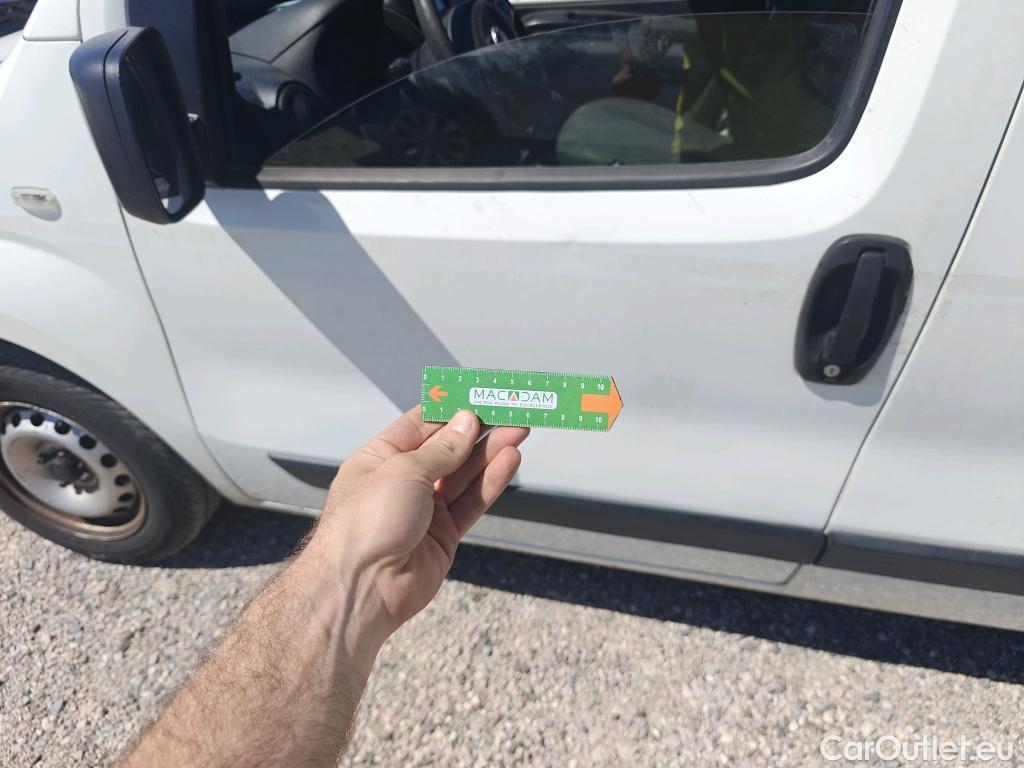  Fiat  Fiorino FIAT  / 2016 / 3P / furgón derivado de turismo Cargo Base 1.3 Mjet 59kW (80CV) E6 #72