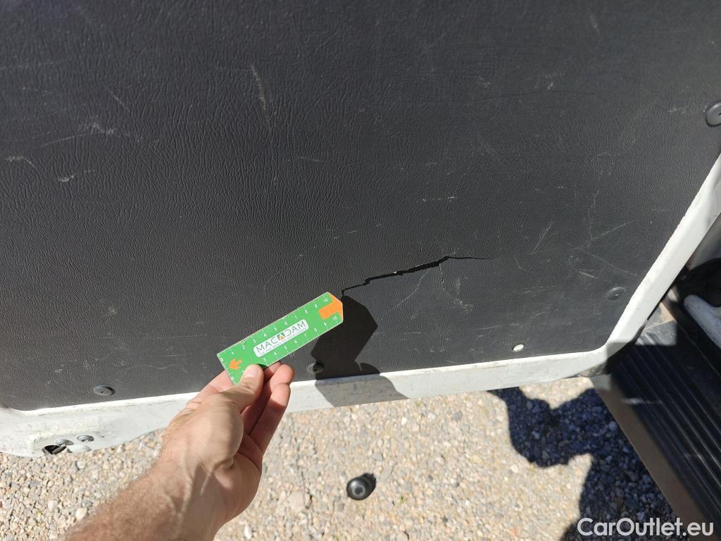  Peugeot  Boxer PEUGEOT  / 2014 / 4P / furgón Pack 330 L1 H1 BHDI 103kW (140CV) S&S #39