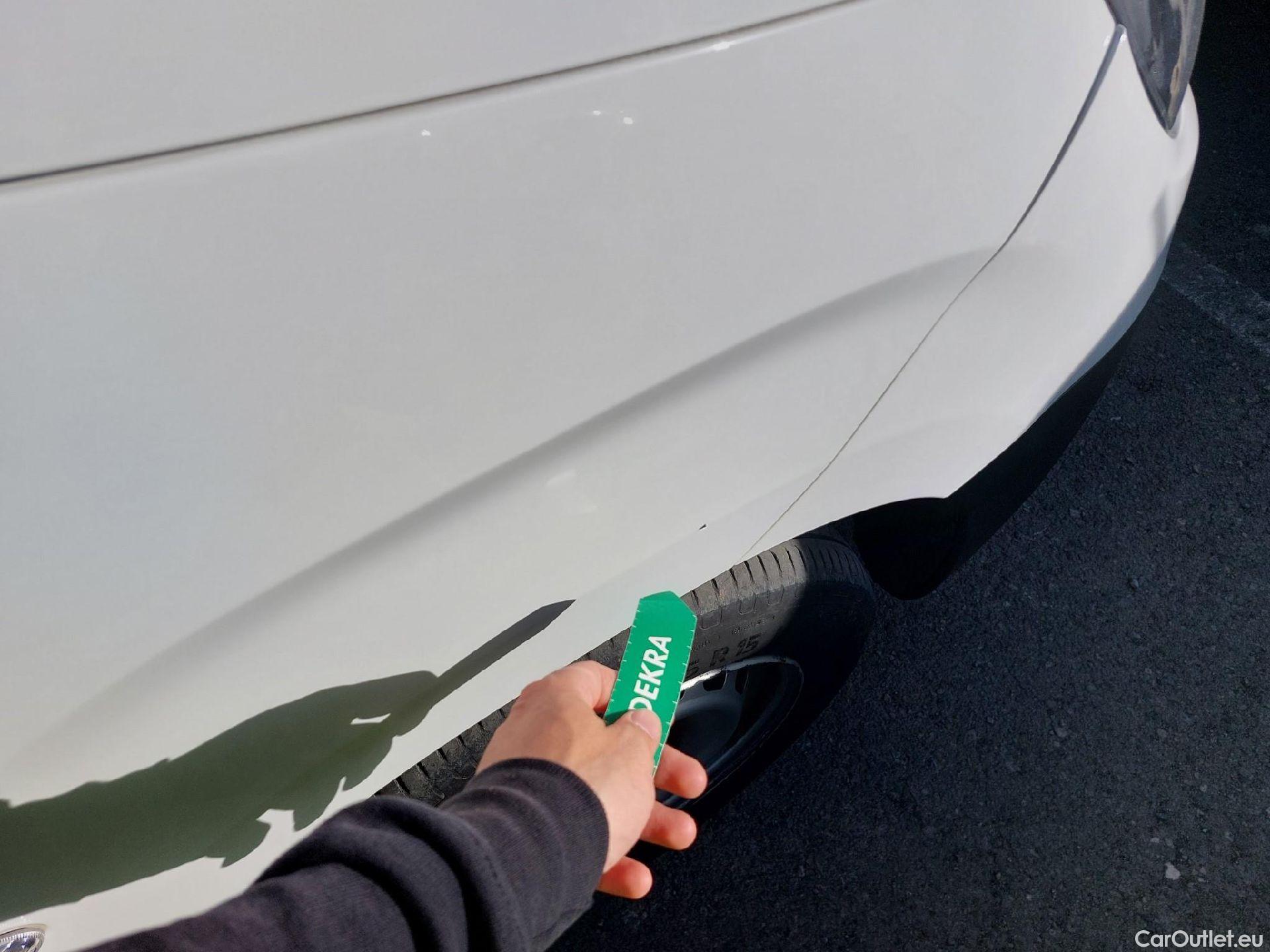  Opel  Combo OPEL  / 2018 / 3P / furgón derivado de turismo 1.5 TD 75kW (100CV) Express L H1 650kg #24