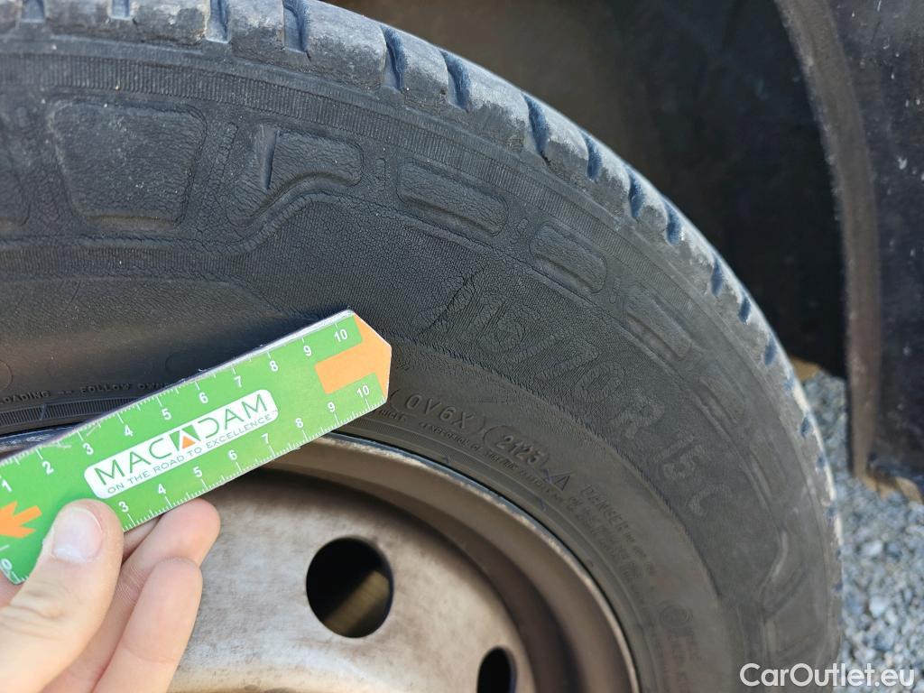  Peugeot  Boxer PEUGEOT  / 2014 / 4P / furgón Pack 330 L1 H1 BHDI 103kW (140CV) S&S #58