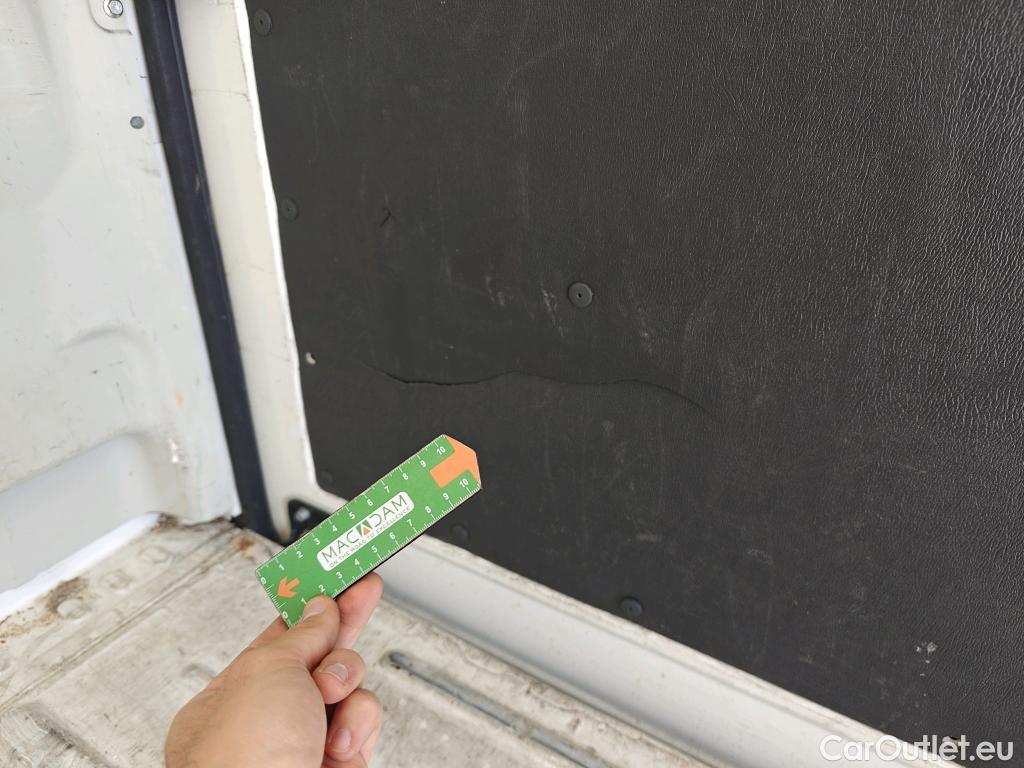  Peugeot  Boxer PEUGEOT  / 2014 / 4P / furgón Pack 330 L1 H1 BHDI 103kW (140CV) S&S #17