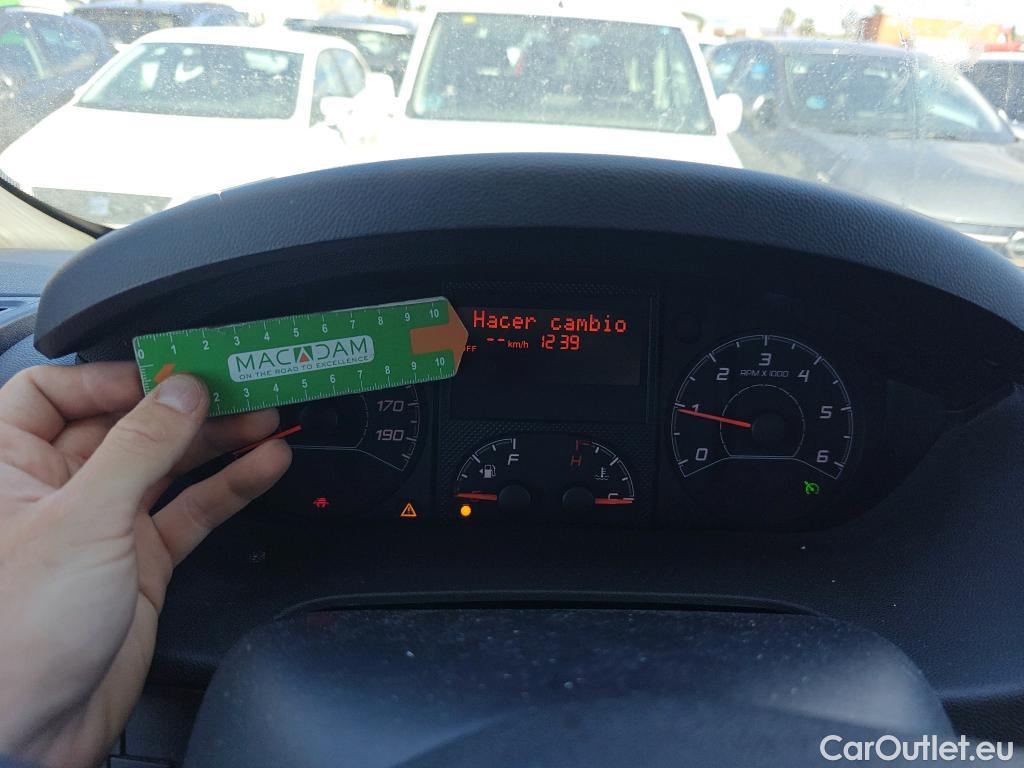  Peugeot  Boxer PEUGEOT  / 2014 / 4P / furgón Pack 330 L1 H1 BHDI 103kW (140CV) S&S #85