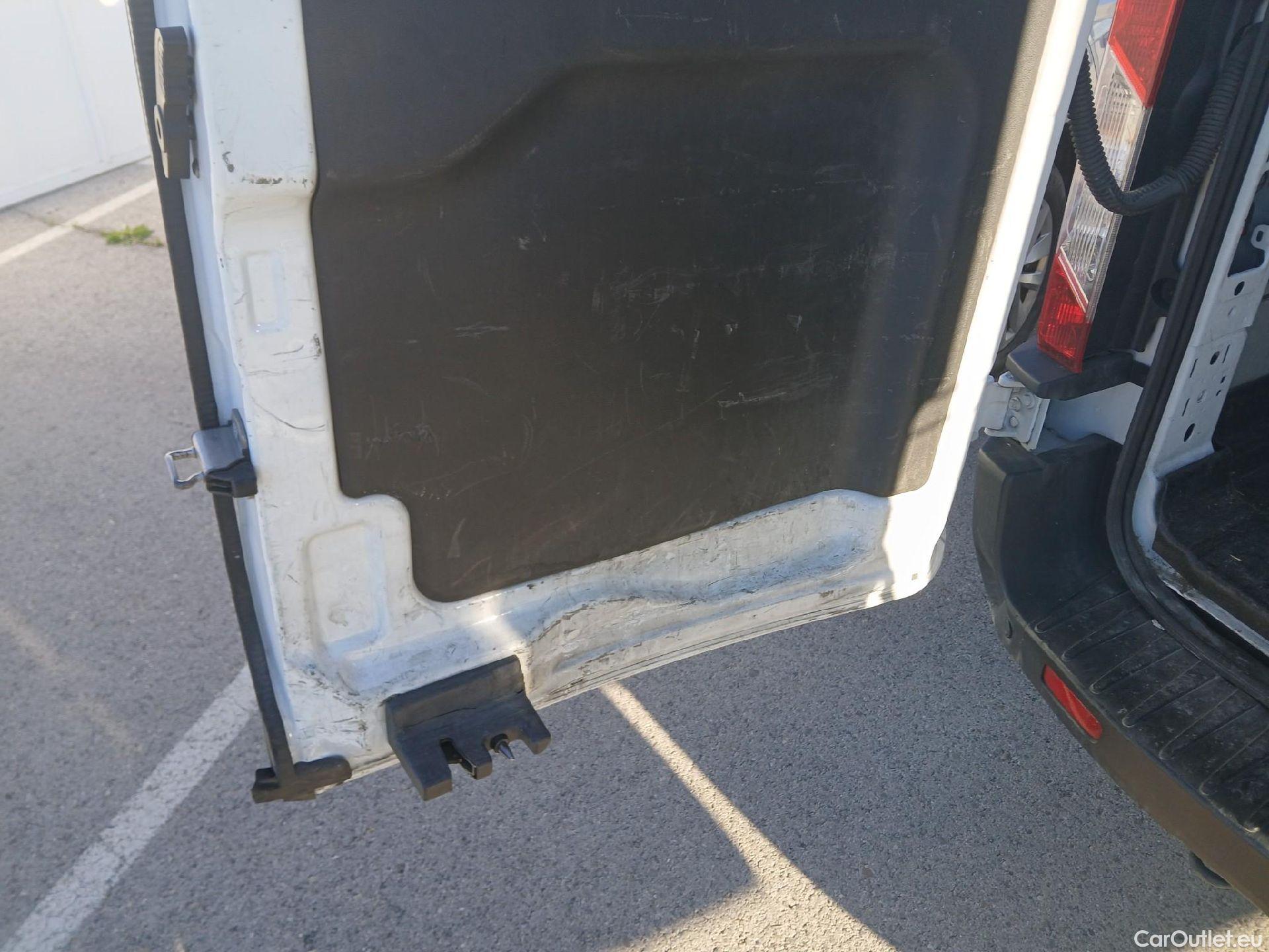  Ford  Transit FORD  / 2013 / 4P / furgón 350 96kW L3H2 Van Trend FWD MHEV #8