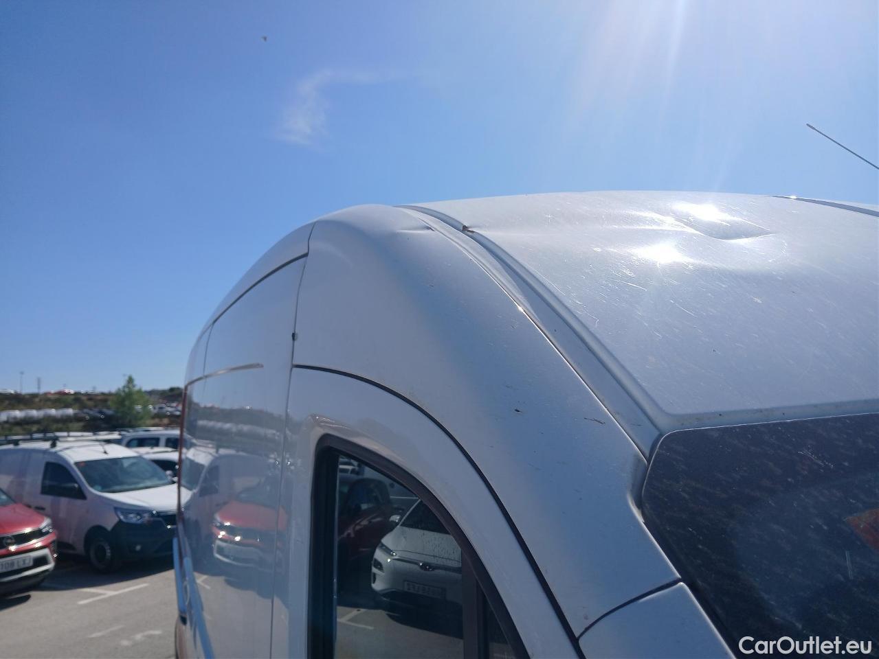  Ford  Transit FORD  / 2013 / 4P / furgón 350 96kW L3H2 Van Trend FWD MHEV #68