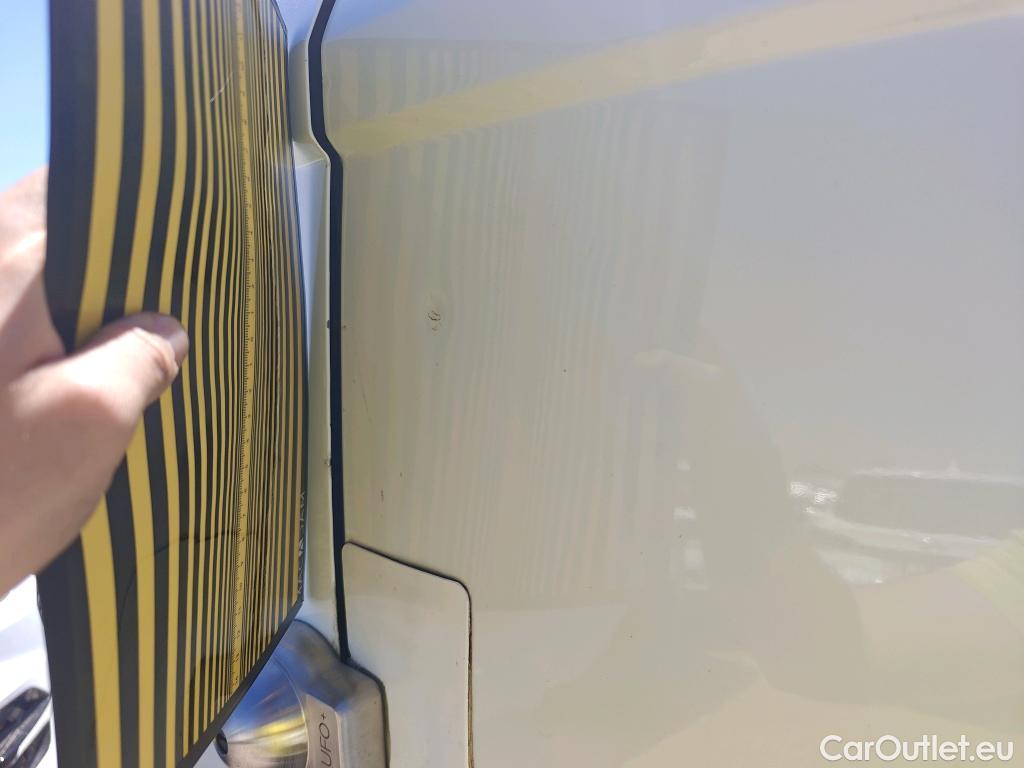  Fiat  Fiorino FIAT  / 2016 / 3P / furgón derivado de turismo Cargo Base 1.3 Mjet 59kW (80CV) E6 #18