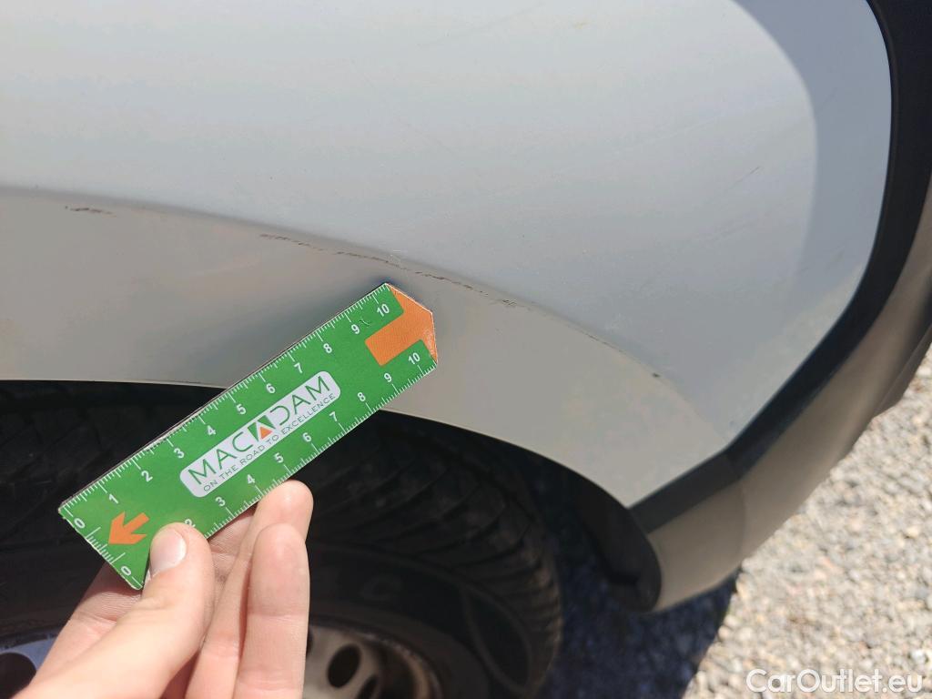  Fiat  Fiorino FIAT  / 2016 / 3P / furgón derivado de turismo Cargo Base 1.3 Mjet 59kW (80CV) E6 #70