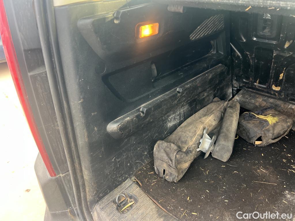  Peugeot  RIFTER PEUGEOT  / 2018 / 5P / monovolumen compacto Active Pack Standard BlueHDi 73kW #31