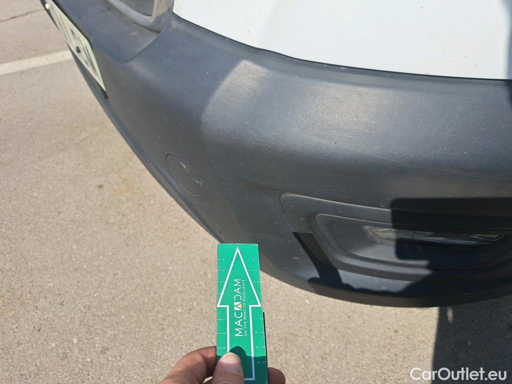  Ford  Transit FORD  / 2013 / 2P / chasis cabina 350 96kW L4 Trend Propulsión Trasera #35