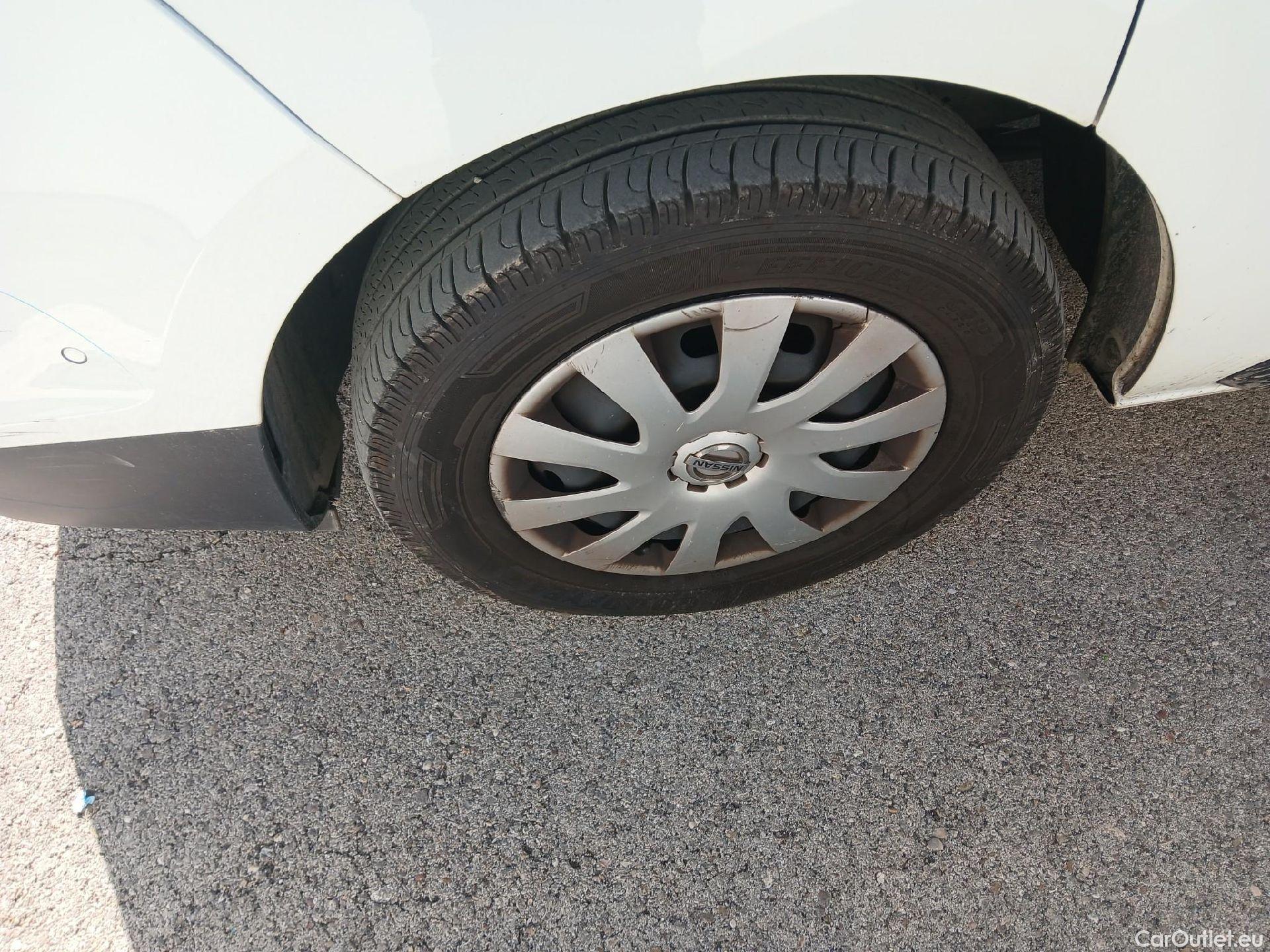  Nissan  NV300 NISSAN  / 2021 / 4P / monovolumen Combi 9 2.0dCi 110kW L1H1 1T Comfort #6