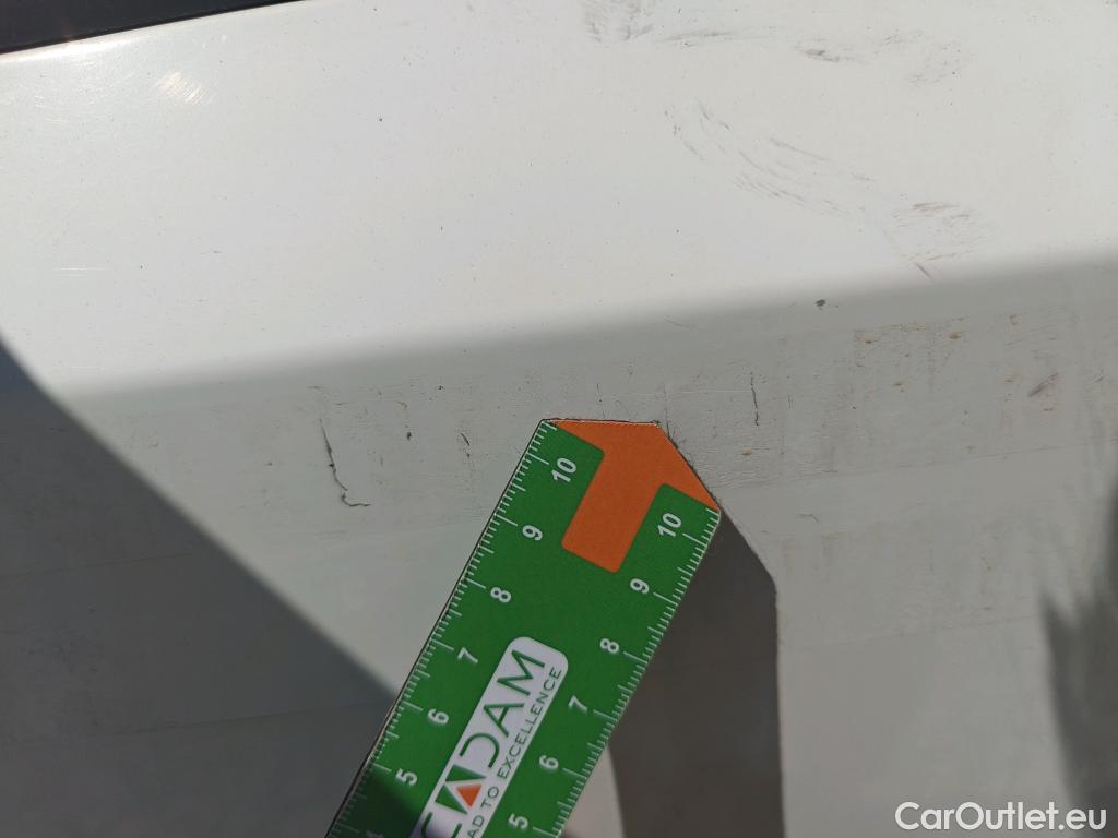  Fiat  Fiorino FIAT  / 2016 / 3P / furgón derivado de turismo Cargo Base 1.3 Mjet 59kW (80CV) E6 #74