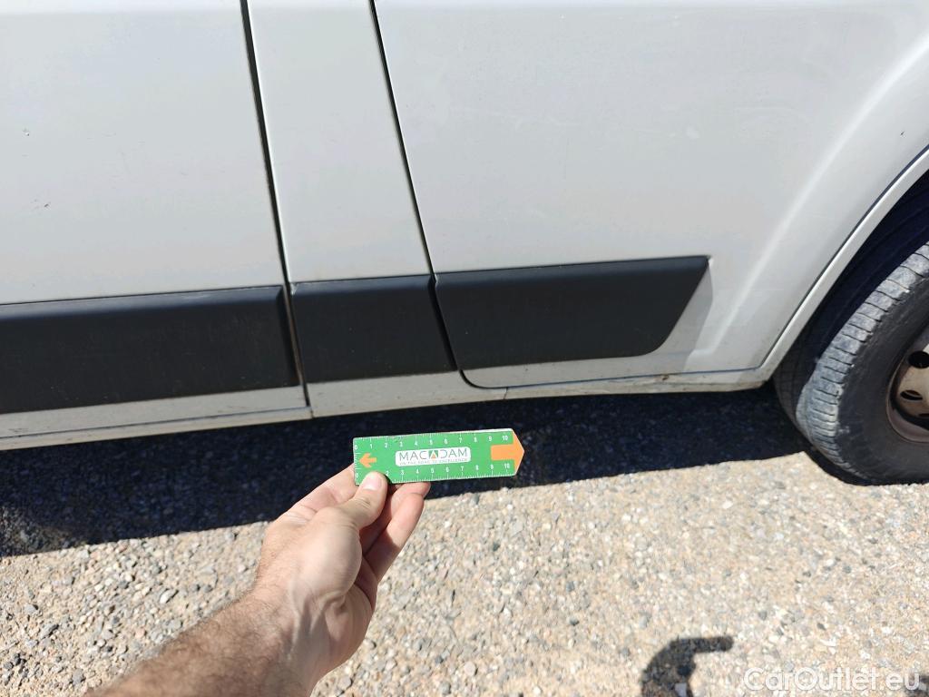  Peugeot  Boxer PEUGEOT  / 2014 / 4P / furgón Pack 330 L1 H1 BHDI 103kW (140CV) S&S #48