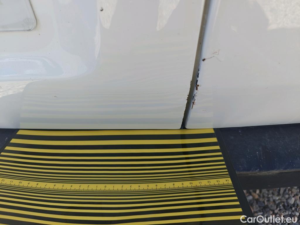  Fiat  Fiorino FIAT  / 2016 / 3P / furgón derivado de turismo Cargo Base 1.3 Mjet 59kW (80CV) E6 #11