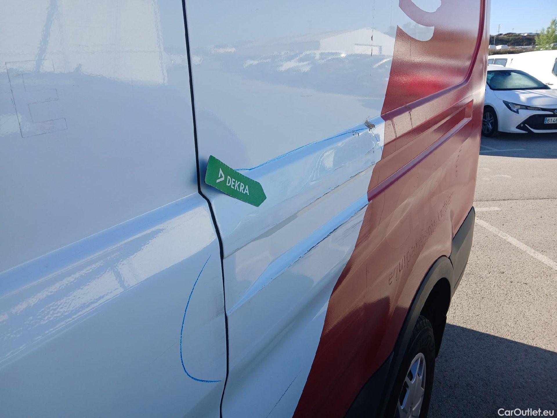  Ford  Transit FORD  / 2013 / 4P / furgón 350 96kW L3H2 Van Trend FWD MHEV #27