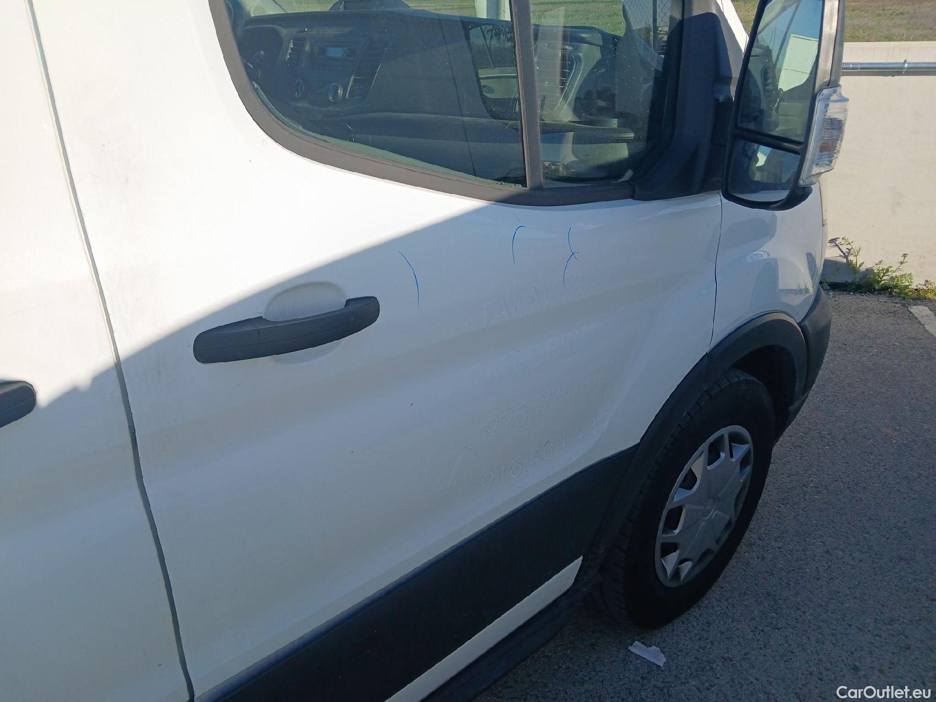  Ford  Transit FORD  / 2013 / 4P / furgón 350 96kW L3H2 Van Trend FWD MHEV #55