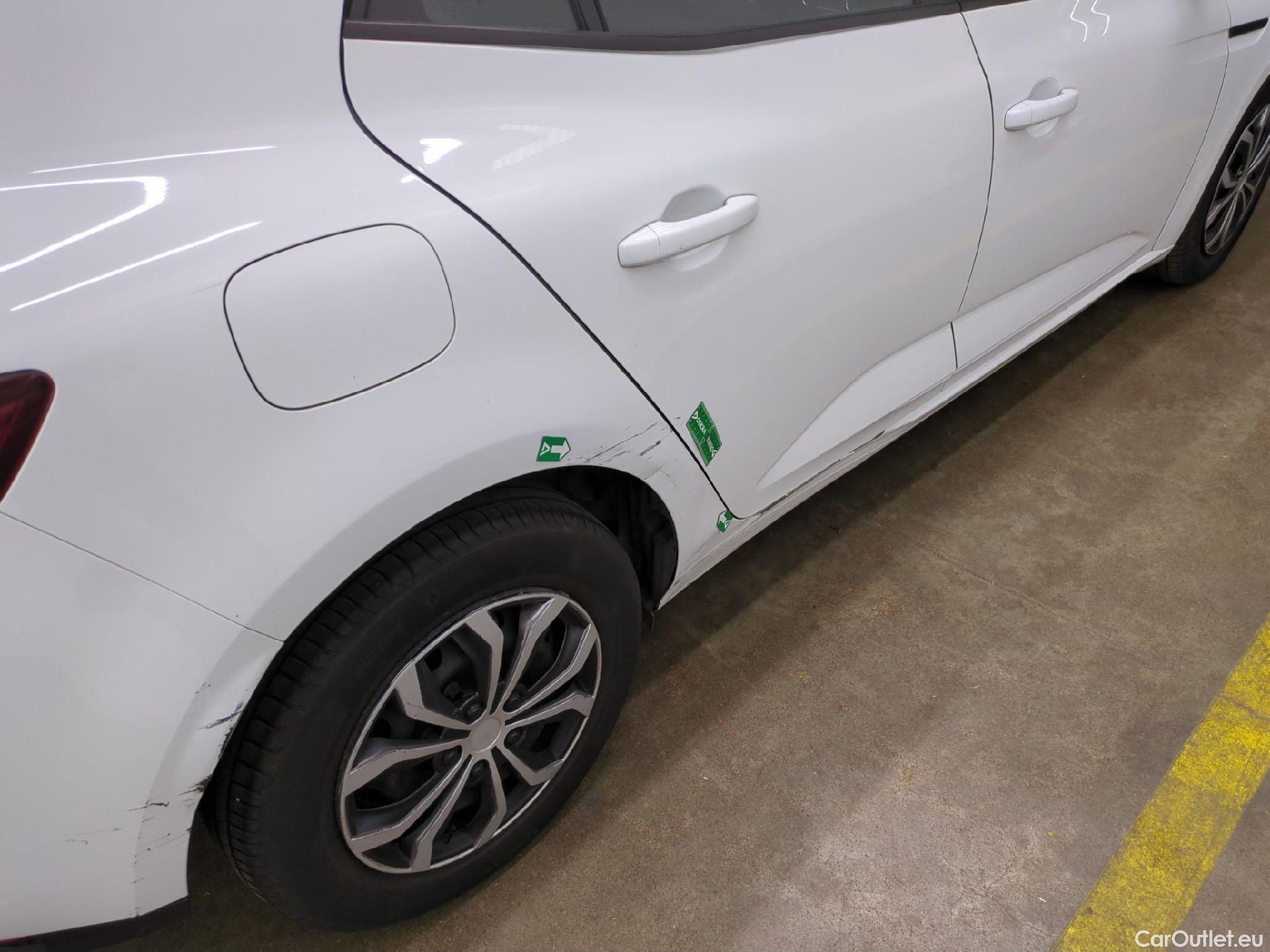  Renault  Megane  IV Berline 5pt. Société Air Nav 1.5 dCi 90CV BVM6 E6 #13