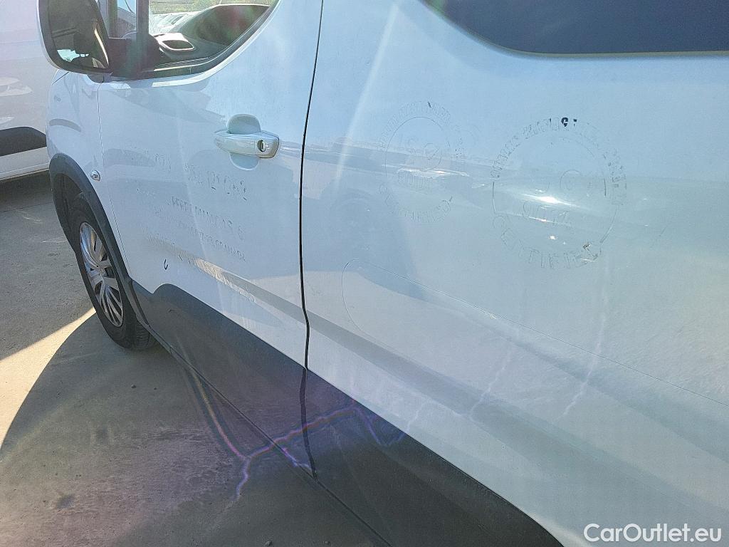  Peugeot  RIFTER PEUGEOT  / 2018 / 4P / combi Active Standard BlueHDi 73kW (IND) (CX2) #3