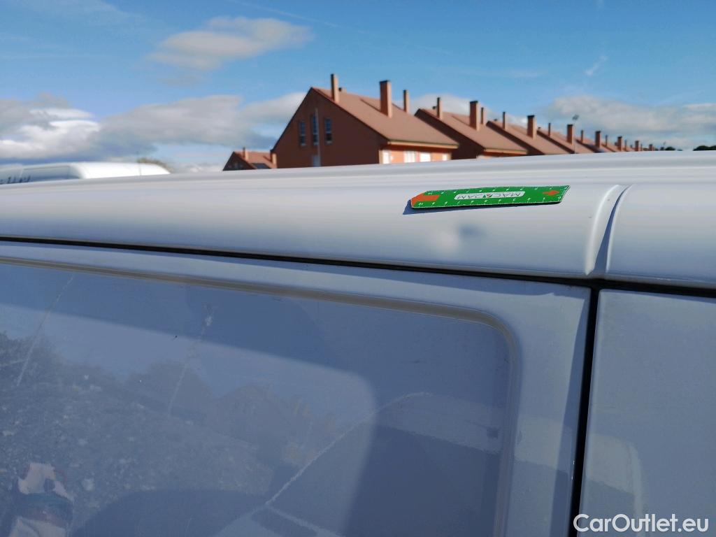  Land Rover  Discovery VOLKSWAGEN Transporter / 2020 / 4P / furgón Furgón Corto TN 2.0 TDI 110kW 4MO #42